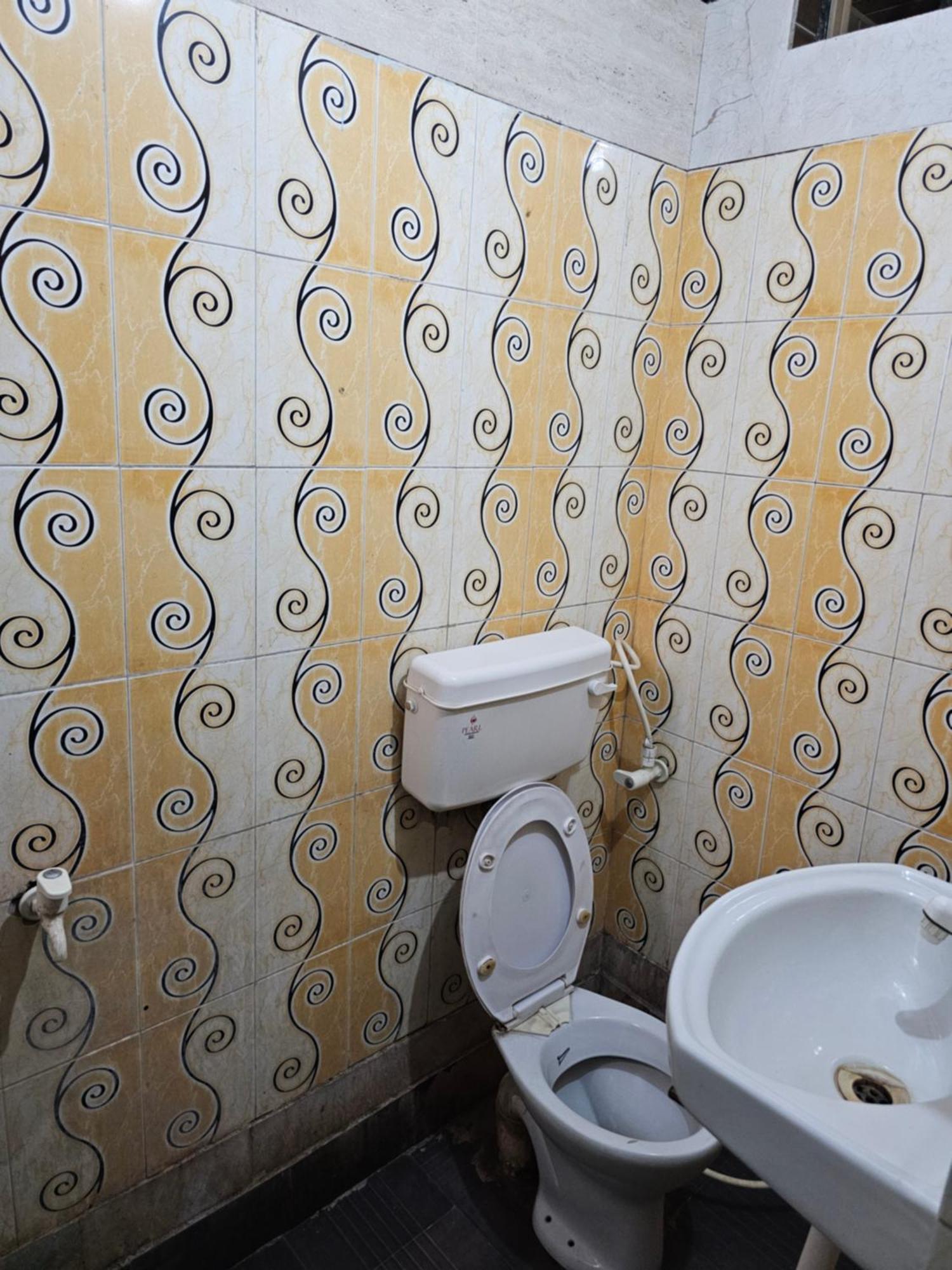 Subhadra Guest House Matura Quarto foto