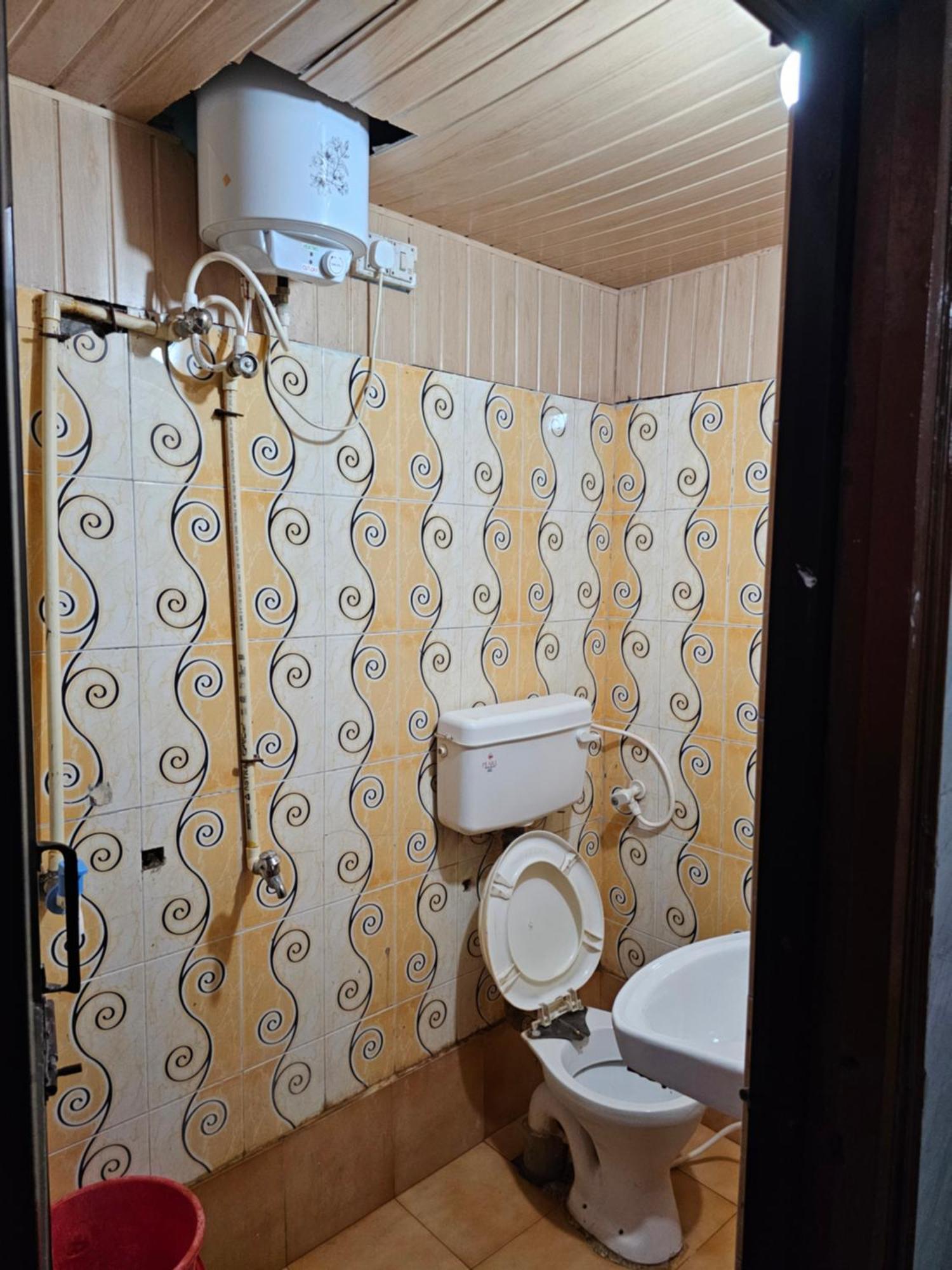 Subhadra Guest House Matura Quarto foto